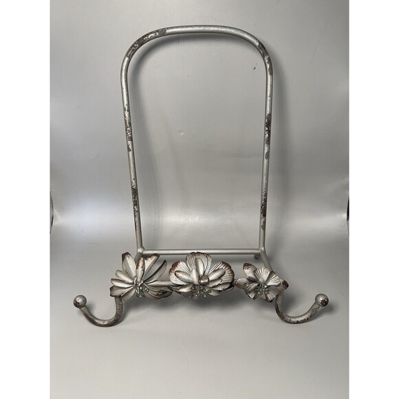 Vintage Metal Flower Tabletop Easel Stand Silver Distressed Hook Organizer Decor - Picture 1 of 4